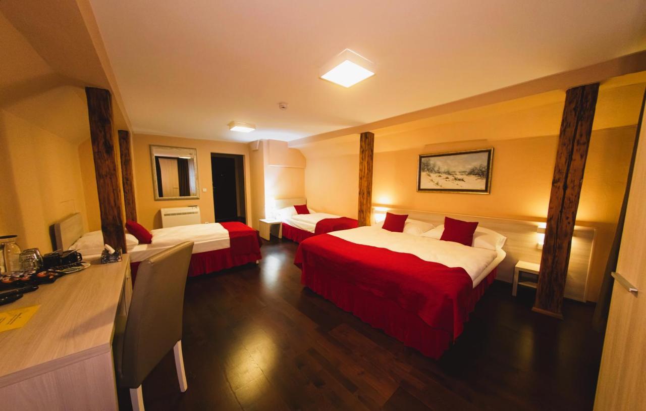 Aparthotel Boutique By Little King 3*