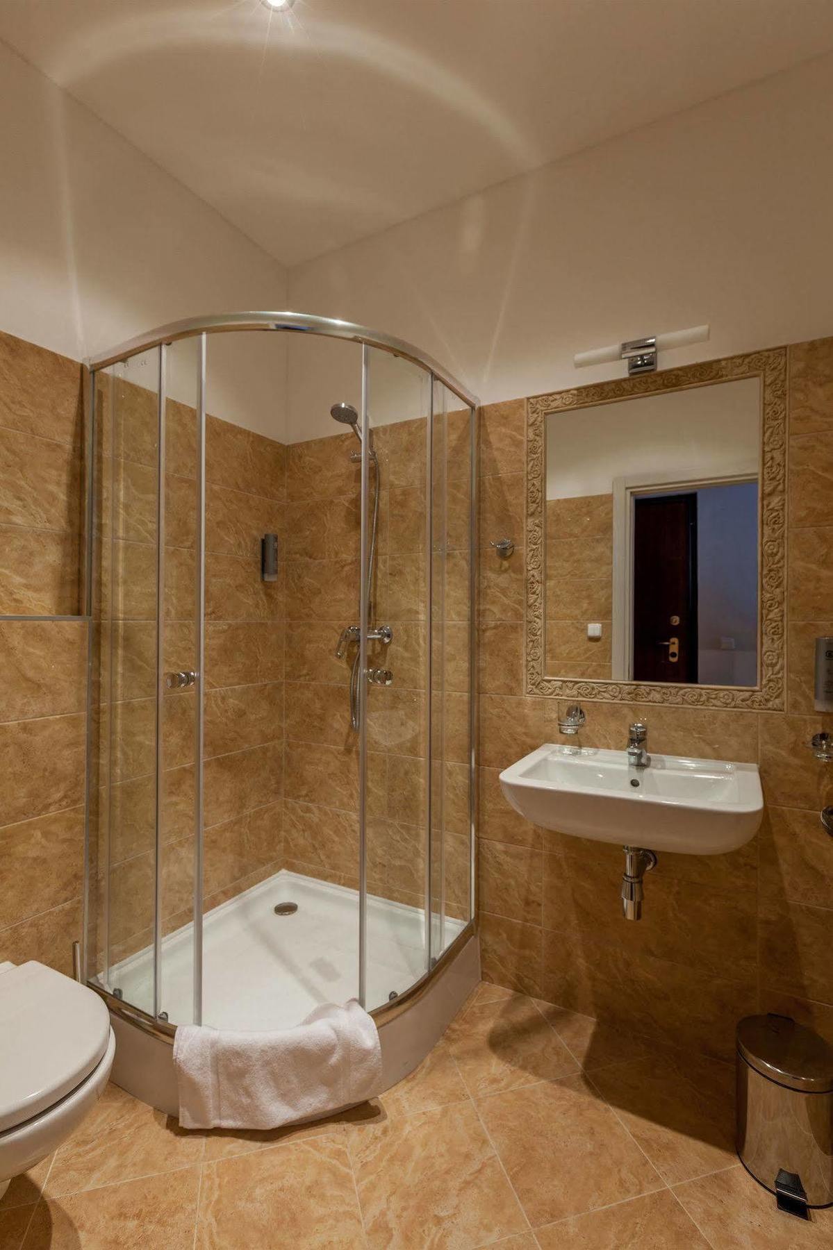 Boutique Residence By Little King Aparthotel